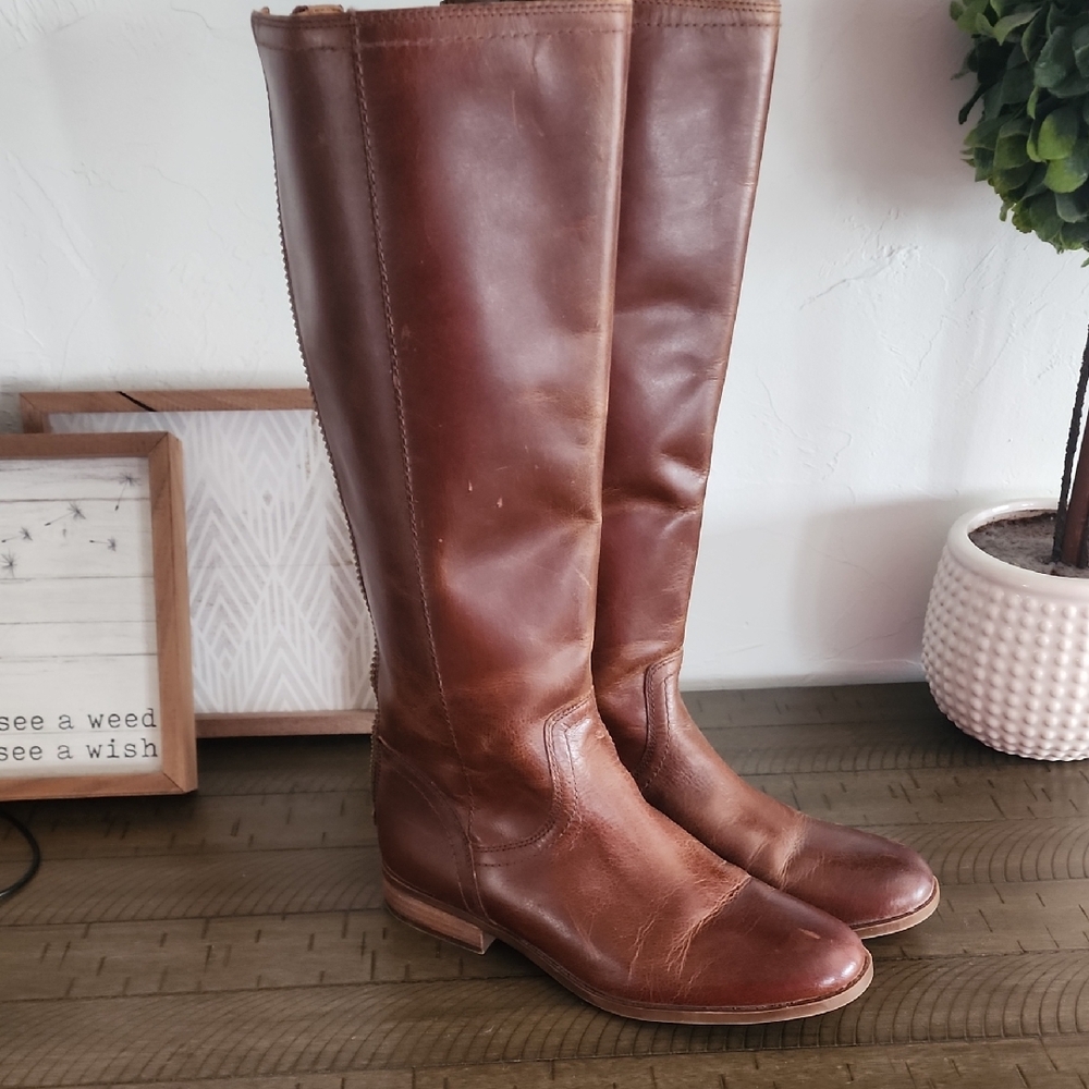 FRYE AND CO. Brown Leather Riding Boot